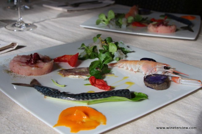 mortelle, mortelle vivia, antinori, vermentino, vino bianco, vino maremma, bianco toscano, follonica, castiglione delle pescaia, white wine, tuscan coast, costa toscana, vini costa toscana, maremma, maremma tuscany, beach, maremma beach, tuscany beach, белое вино, антинори, тирренское море, пляж тоскана, federico ballati, follonica, follonica beach, enologo, giovane enologo, pasta, pasta ai frutti di mare, appetito, pranzo, pranzo al mare, dieta italiana, dieta mediterranea, pasta, italian cuisine, marula, ristorante marula, marula follonica, marula beach, giovanni peggi, crudo di pesce, crudo, pesce crudo, ras fish, crudite