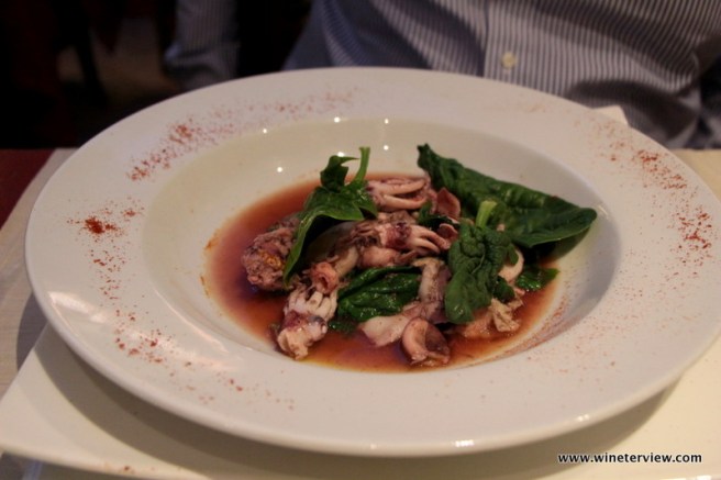 uva e malto, ristorante grosseto, grosseto, restaurant grosseto, cantina, enoteca, michelin, guida michelin , ristoranti michelin grosseto, best restaurants in tuscany, menu, uva e malto menu, seafood restaurant, cucina creativa, piatto artistico, art in the plate, assolati, assolati montecucco, asolati sangiovese, sangiovese, vino rosso, red wine, sangiovese, montecucco, seafood, totani, calamari