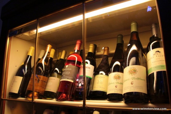 uva e malto, ristorante grosseto, grosseto, restaurant grosseto, cantina, enoteca, michelin, guida michelin , ristoranti michelin grosseto, best restaurants in tuscany, menu, uva e malto menu, seafood restaurant, frigo vino,