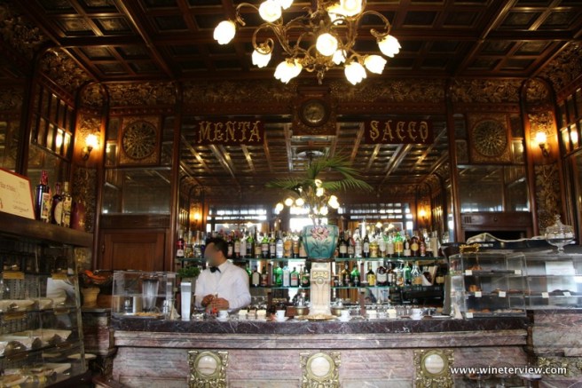caffè mulassano, caffè storico torino, bar storico torino, vermouth, vermouth tradizione, vermut , vermouth mulassano, vermouth torino, aperitivo torino, aperitivo, locale storico, torino, turin, piedmont, piemonte