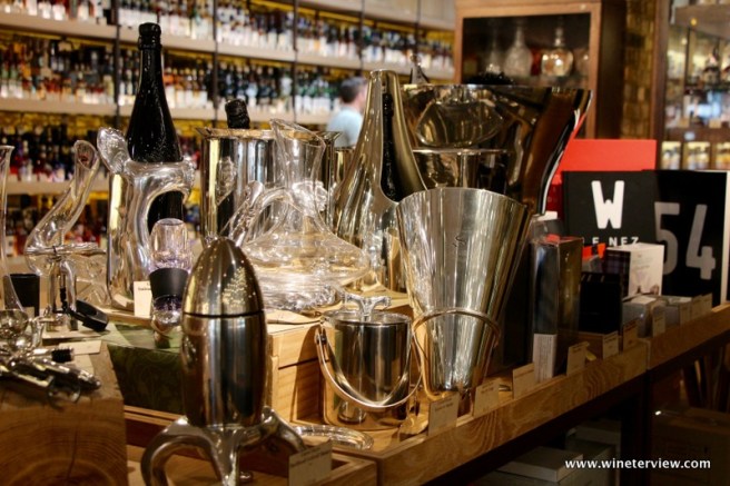 yevgeny chichvarkin, hedonism wines, londra, london, finest wine shop, best wine shop, wine shop, enoteca, enoteca londra, винный магазин, лондон. чичваркин, гедонизм , wine heaven, wineterview, interior design , whiskey, bourbon, wine and spirit , japanese whiskey, rare whiskey